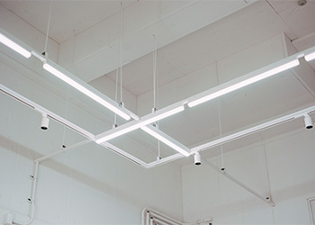 Park Letter  広島 広島市 中区 堺町 本川 原爆ドーム 平和公園 袋町美容院 株式会社BMJ 電気工事 建築工事 内装工事 デザイン 設計施工 塗装 吹抜け 天井 照明計画 株式会社LETTERS 株式会社BMJ